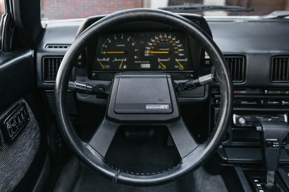 057 - Interior_1985 Toyota Celica.jpg